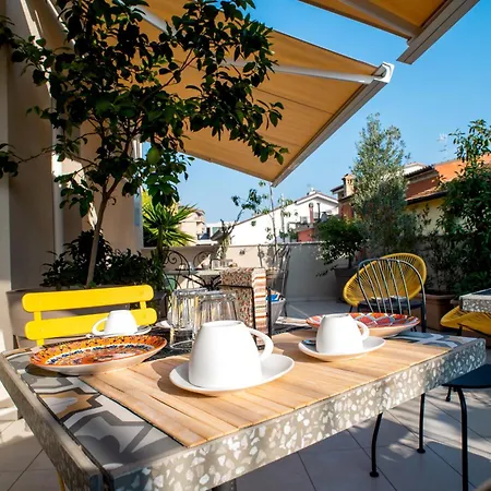 Fontanella Apartment *